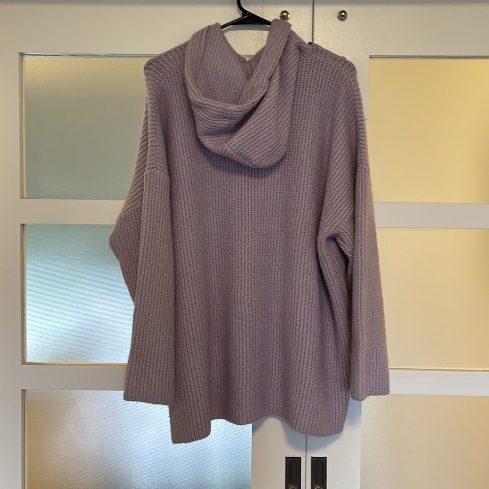 Lilac Cozy Sweater with Hood - Picture 4 of 4